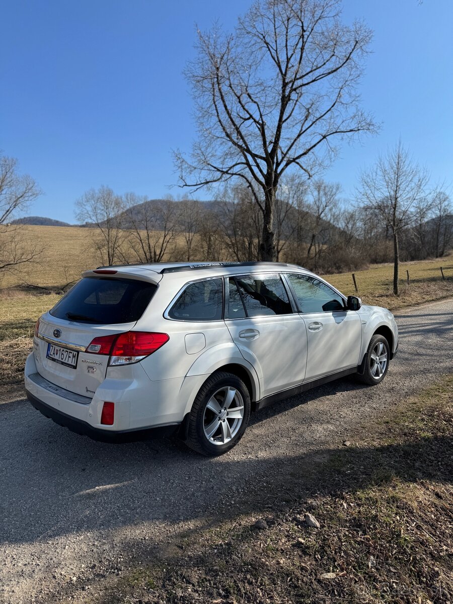 Subaru Outback 2012 - 6