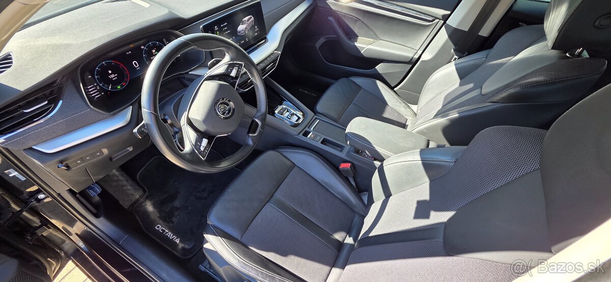 Škoda octavia 2022 110kw automat kokpit - 6