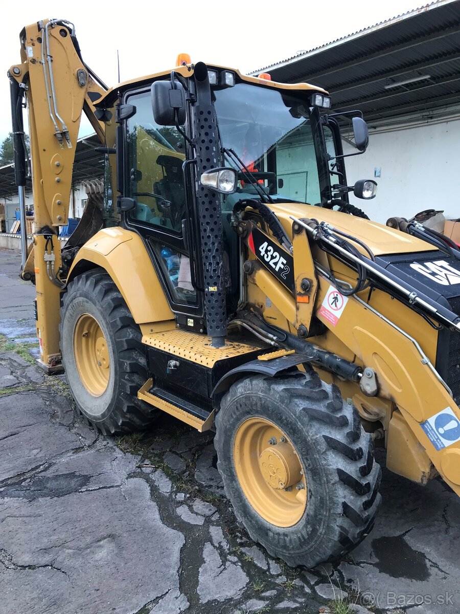 Caterpillar 432F2 - 6