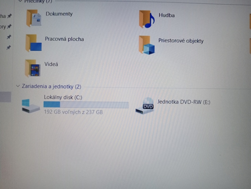 predám Hp probook 650 g2 /Intel core i5 /16gb ram /ssd - 6