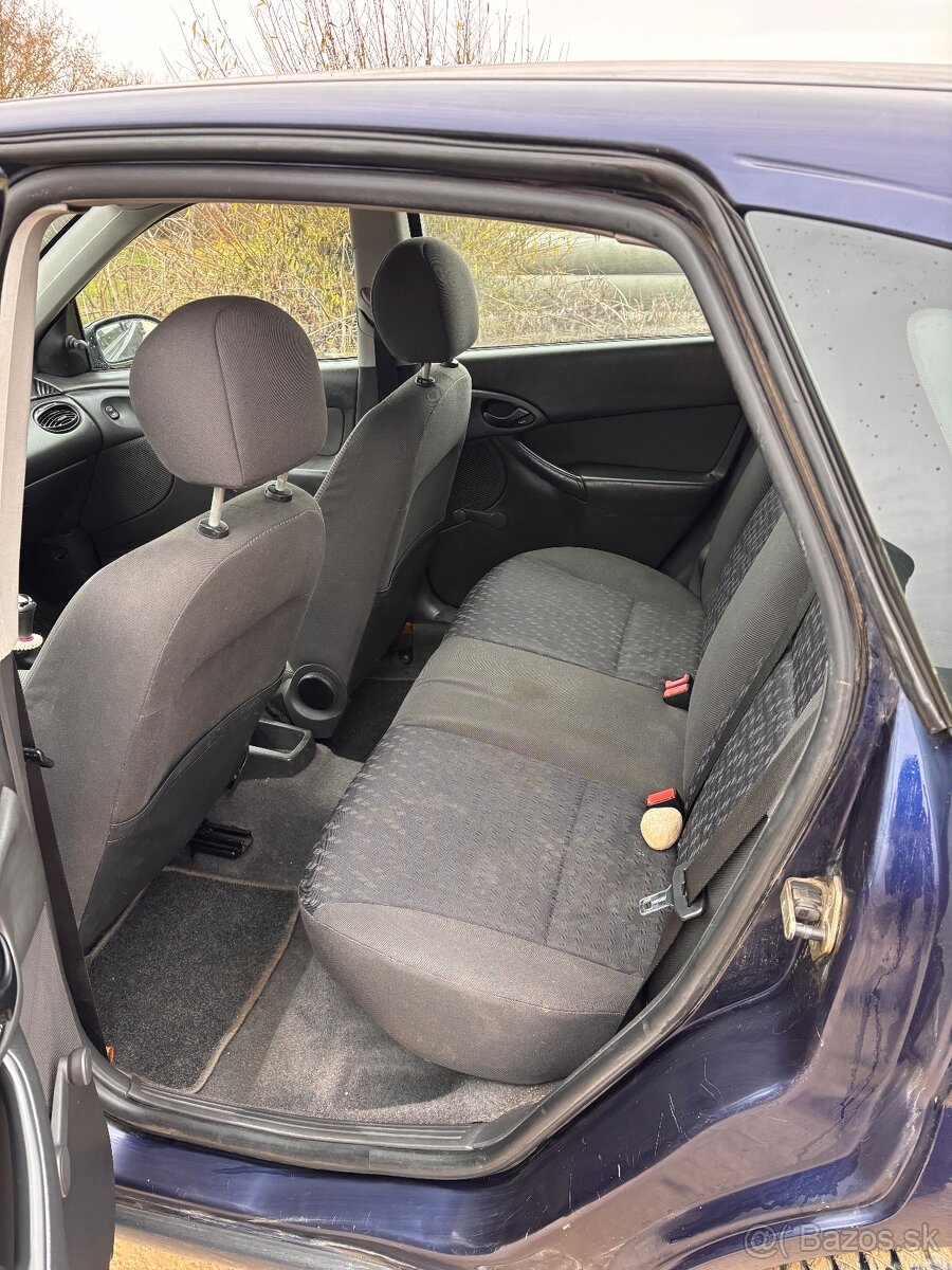 Predám Ford focus - 6