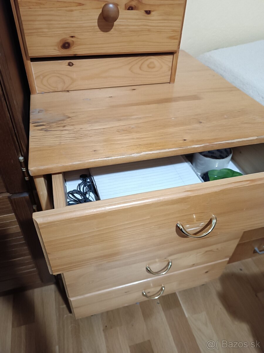 Predám pracovný stôl - 6