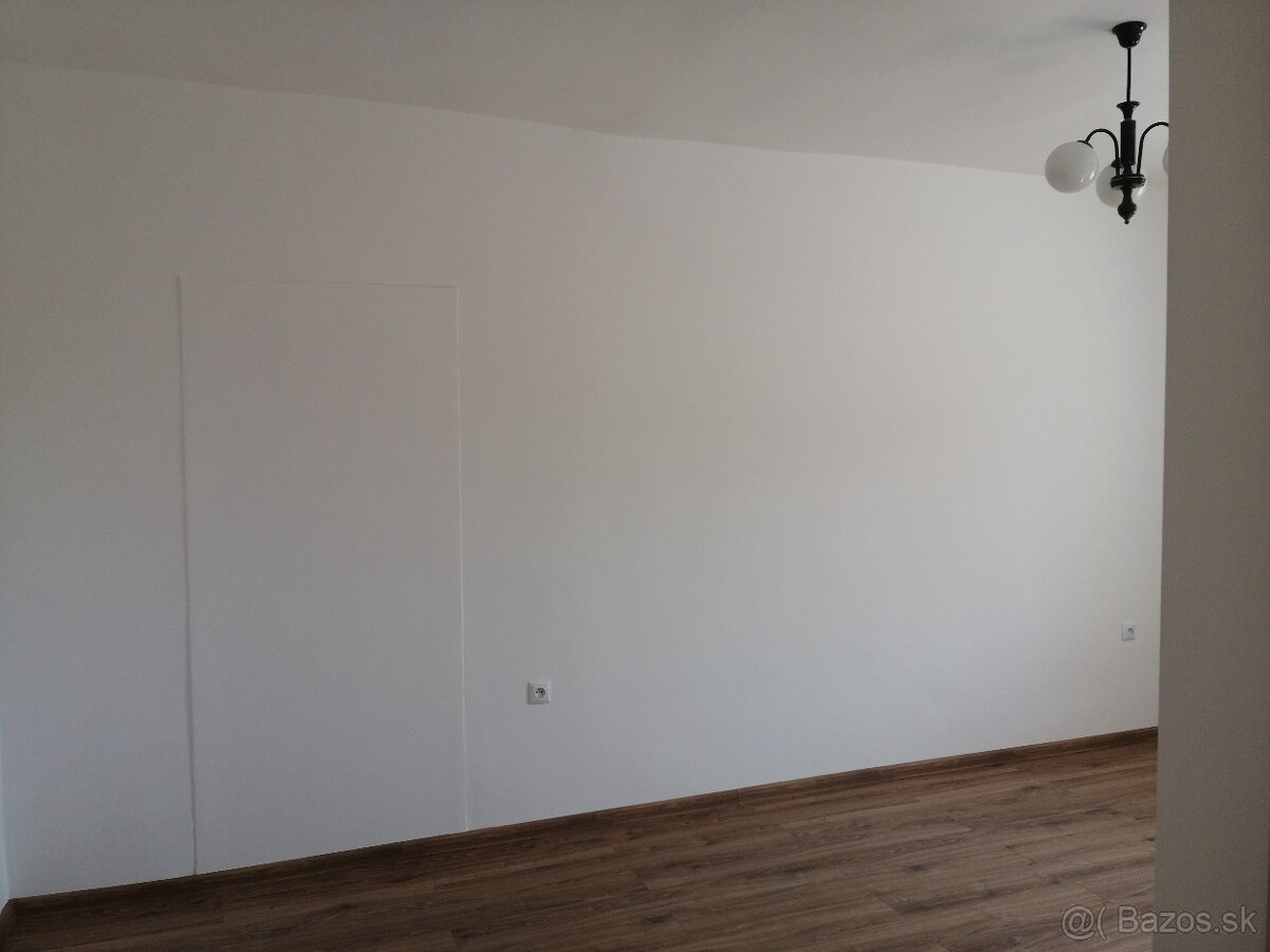 Obchodný priestor - 6