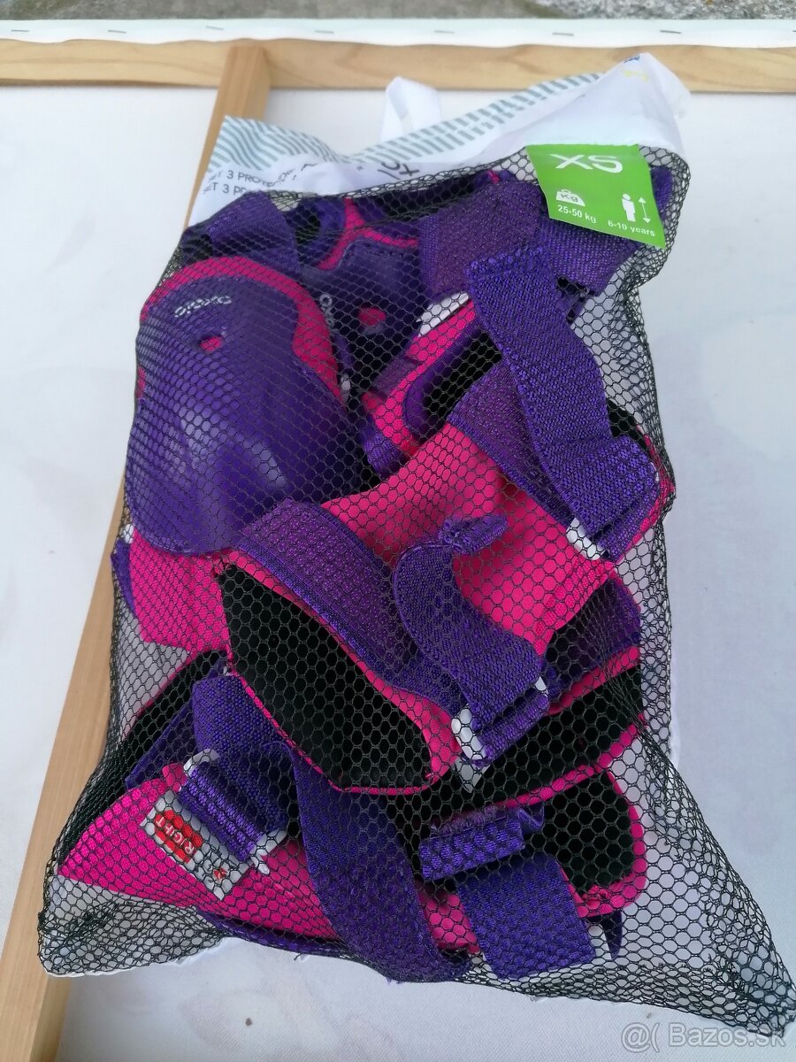 Predám zabalené Detské chrániče a dve detské prilby. - 6