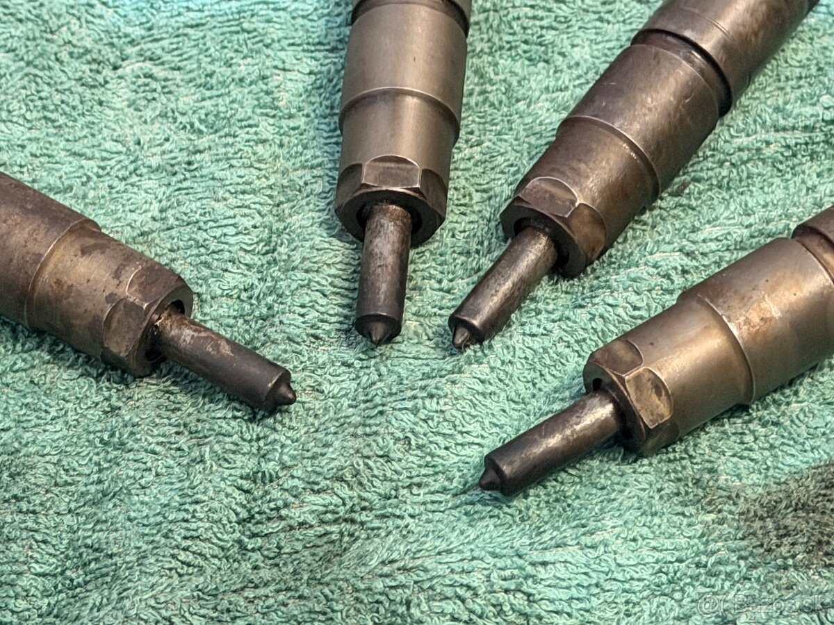 Vstrekovače Bosch 0445110119 - 6