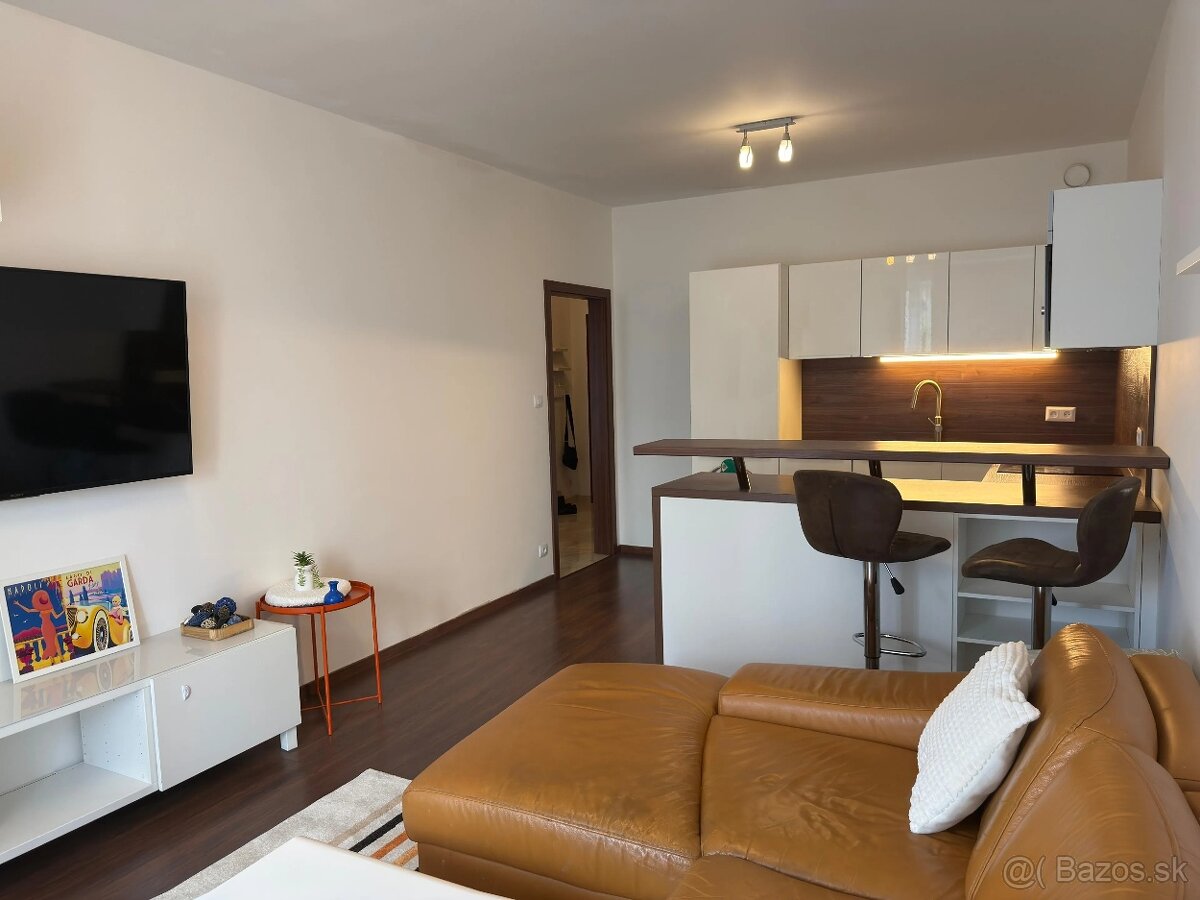 Realitný kancelária REALADR s.r.o. - 6