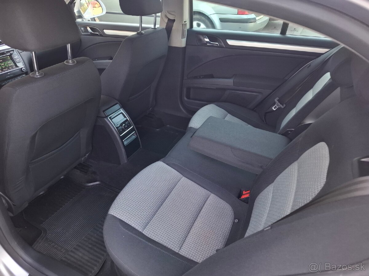 Skoda Superb 2.0 tdi 125kw CR - 6