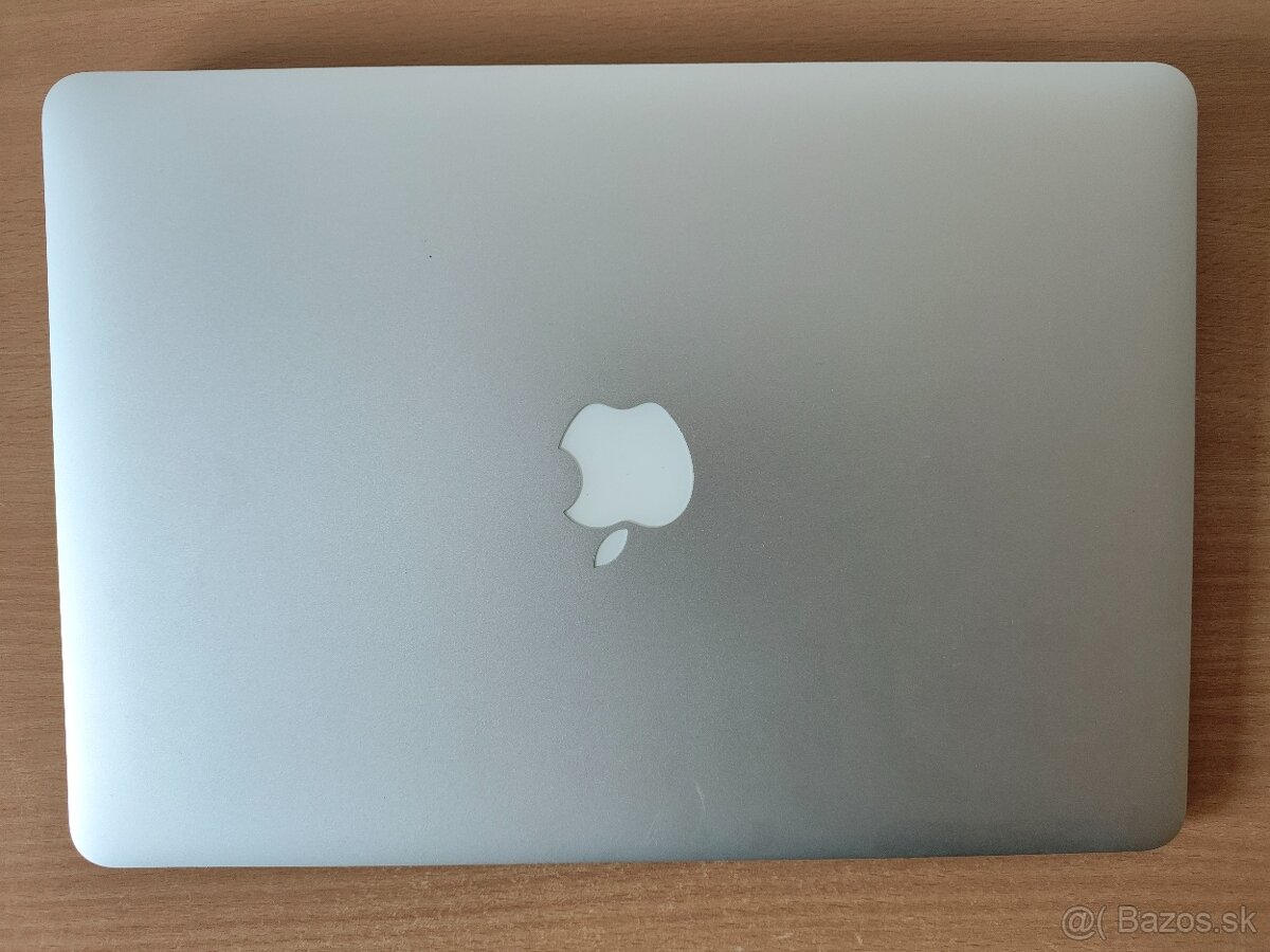MacBook Air 2017 | i5 • 8GB • 128GB SSD - 6