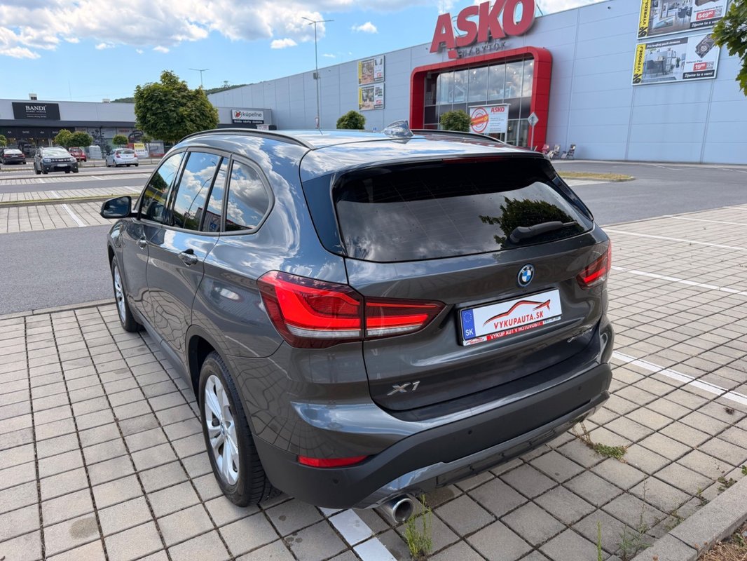 BMW X1 xDrive 25e Business Advantage A/T - 6
