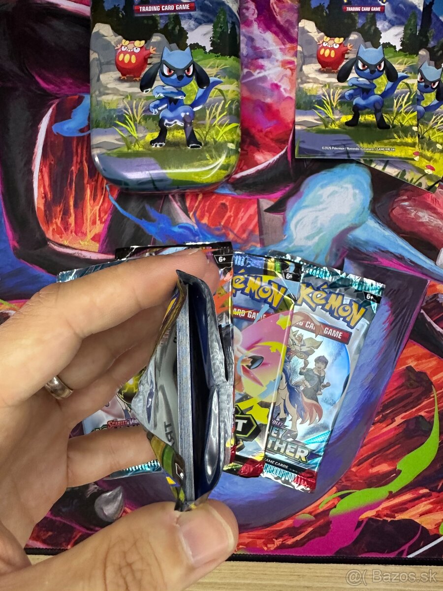 Pokémon tin - 6