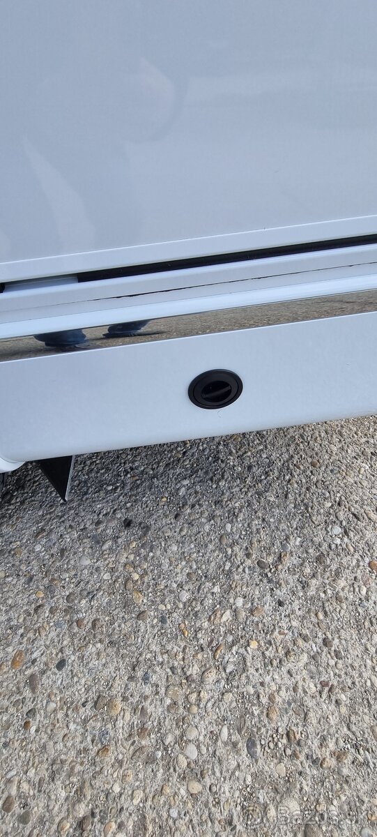 ZNÍŽENÁ CENA Predám autokaravan Dethleffs 6m, do 3,5t - 6