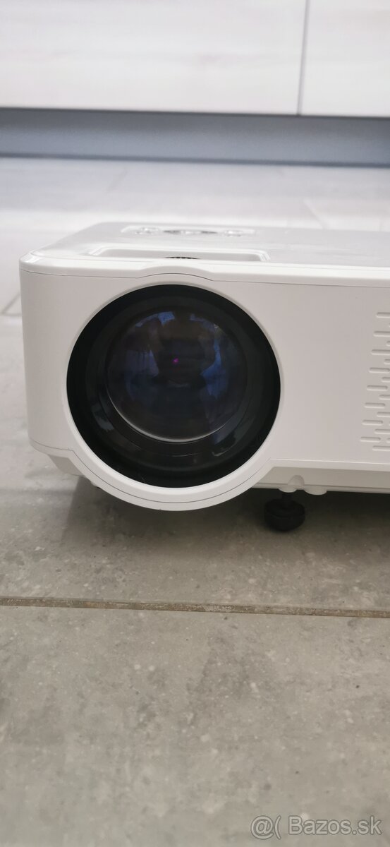 LED Projektor Bomaker C9 - 6