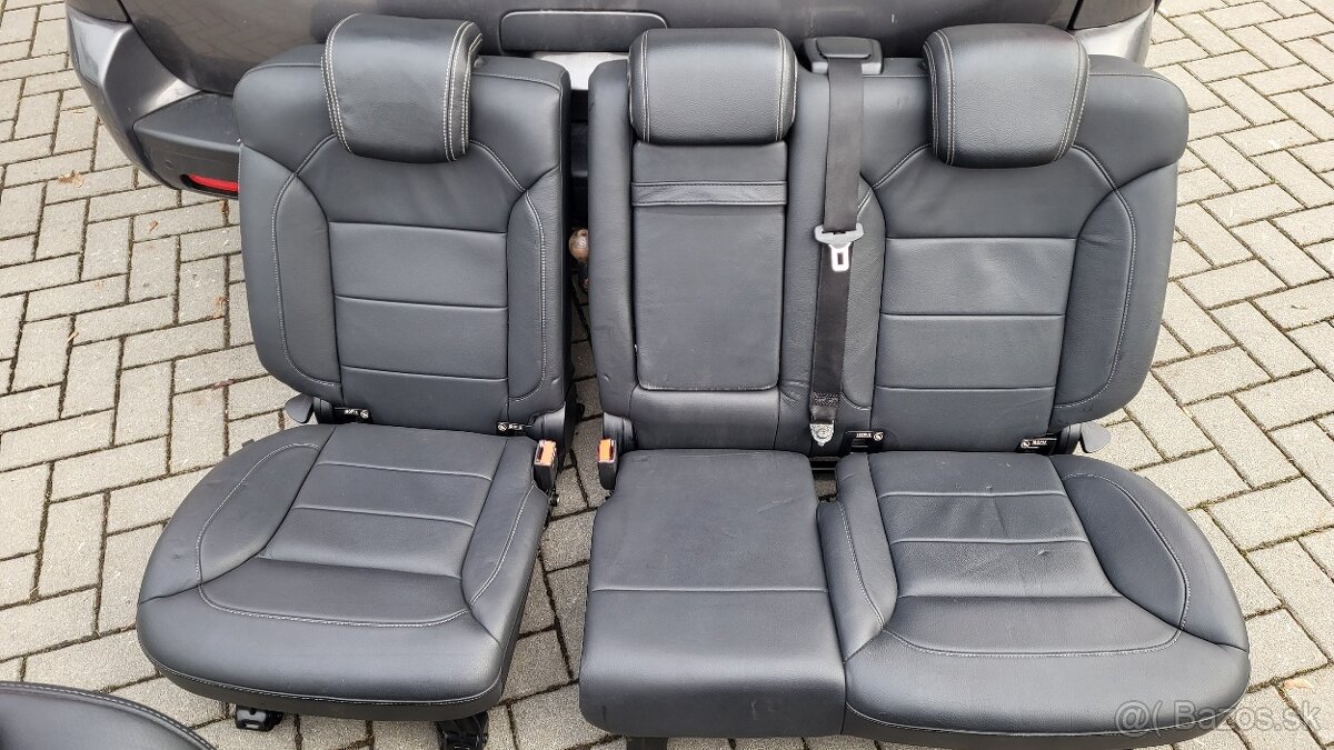 Mercedes GLE sedacky - 6