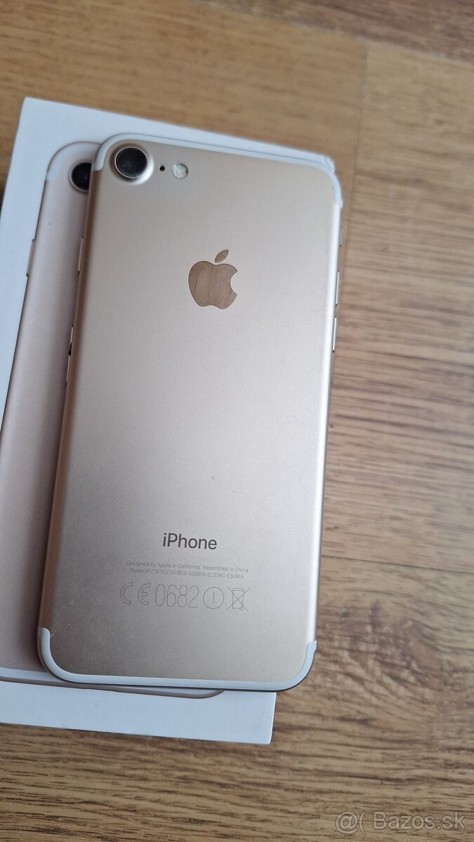 Iphone 7 Gold 128GB pekný stav - 6