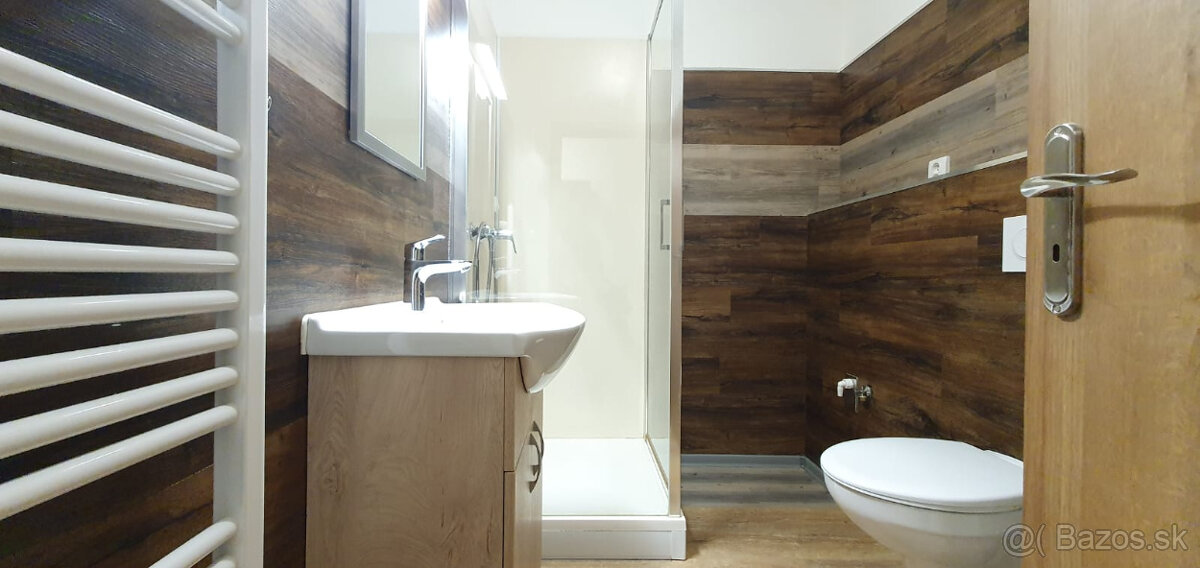 Prenájom 1 izbového bytu s parkovacím státím v centre BB - 6