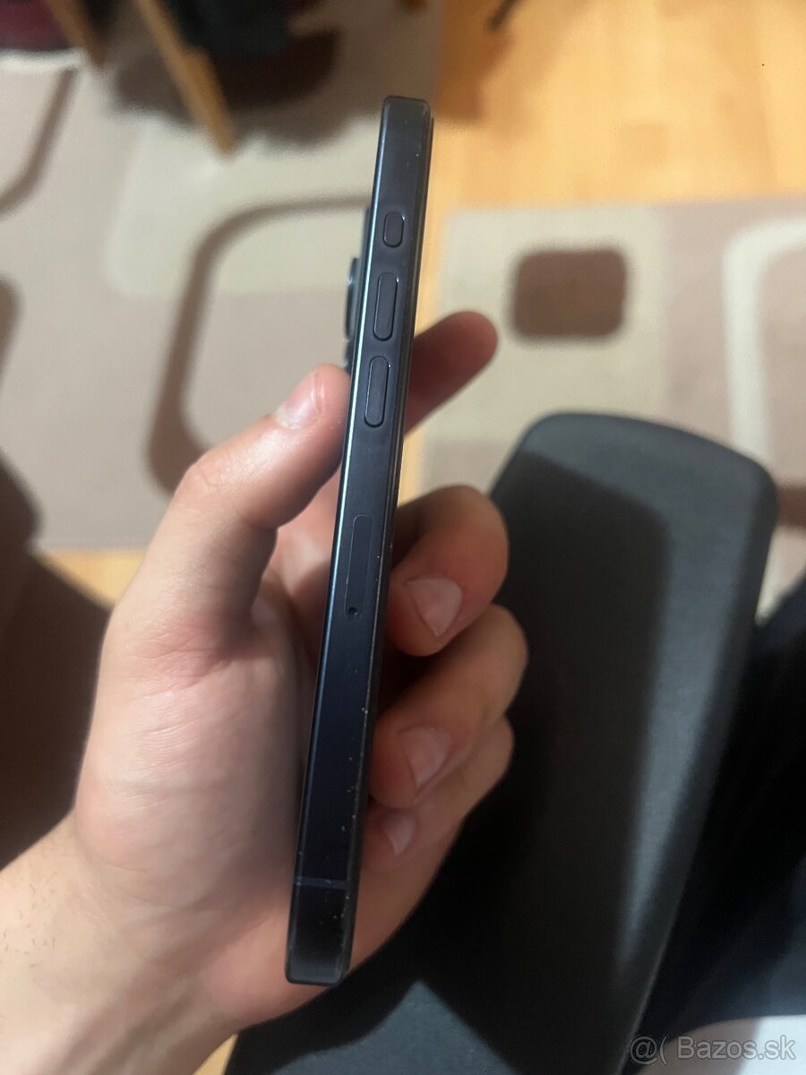 Iphone 15 pro 256gb - 6