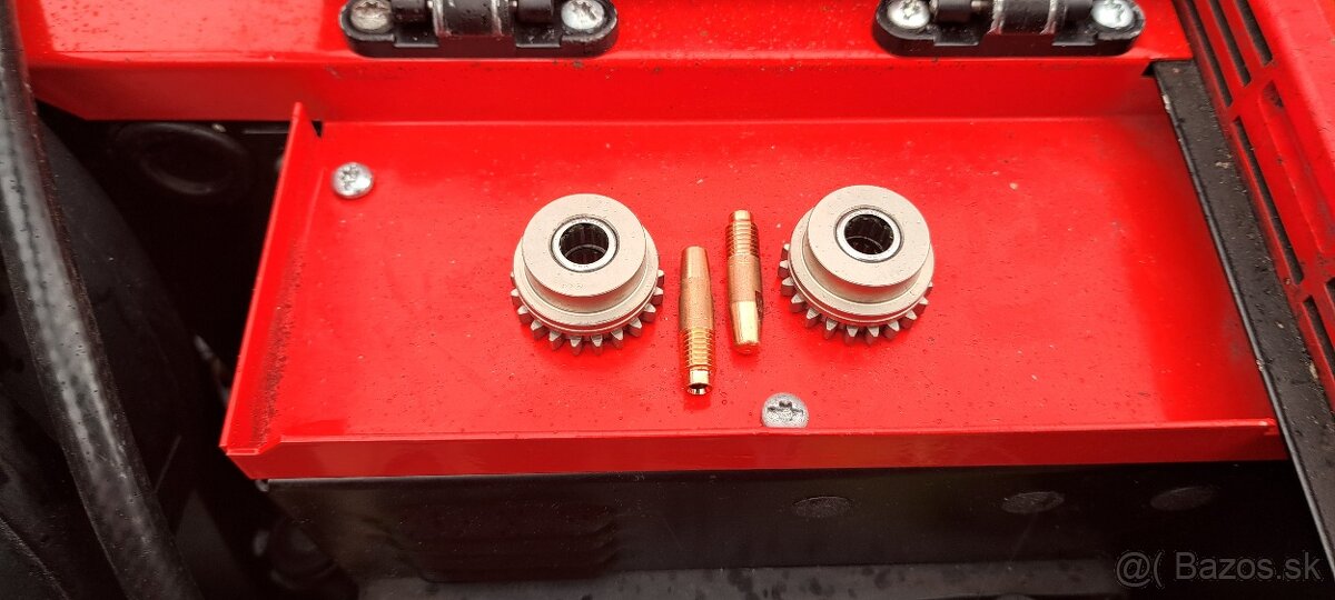 FRONIUS CO2 ZVÁRAČKA - 6