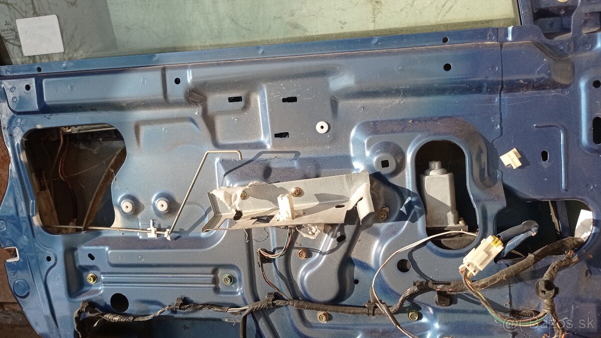 Dvere Mitsubishi Pajero - 6