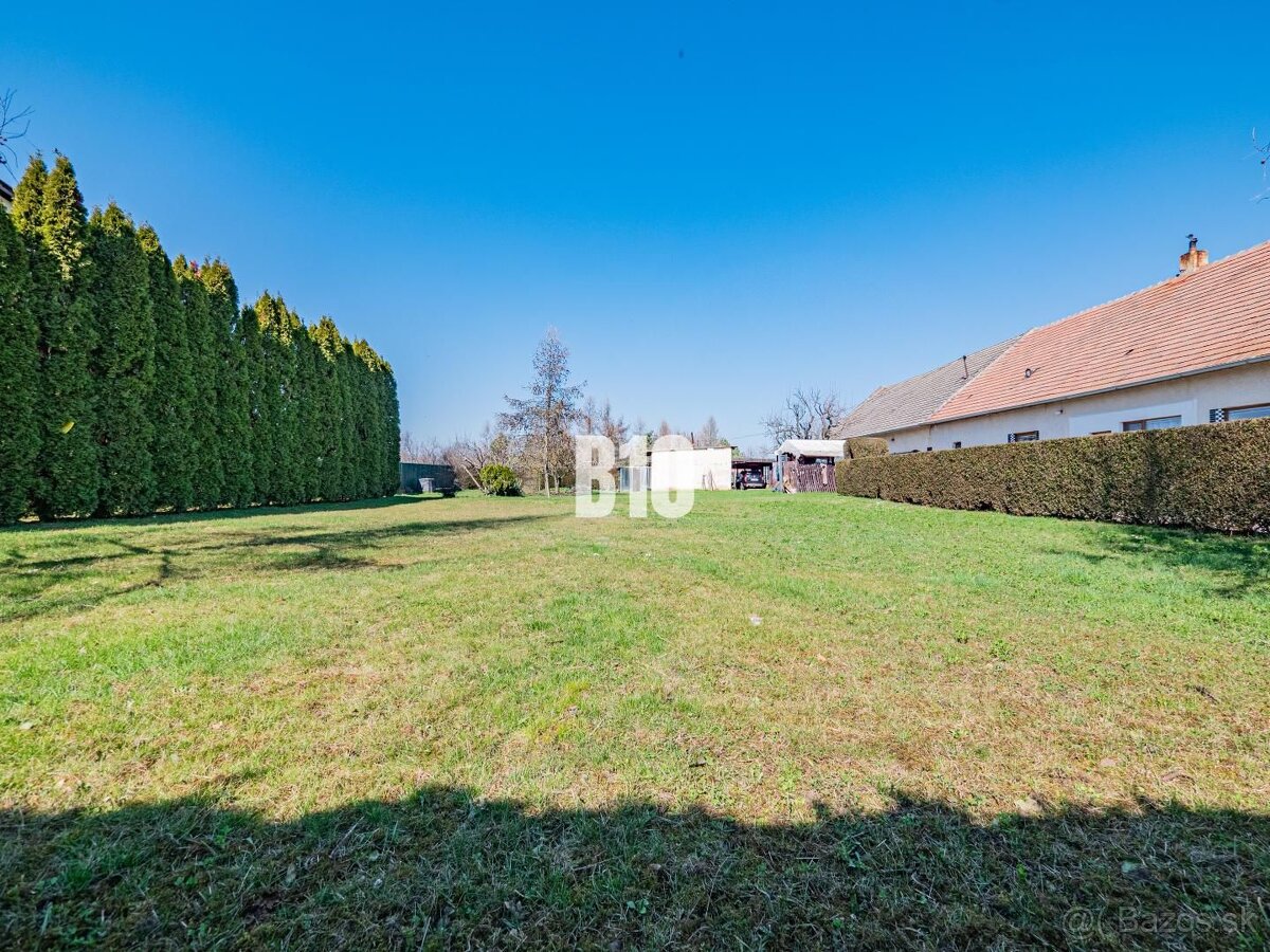 Rozľahlý pozemok s domom a lesíkom – ideálne pre hospodáreni - 6