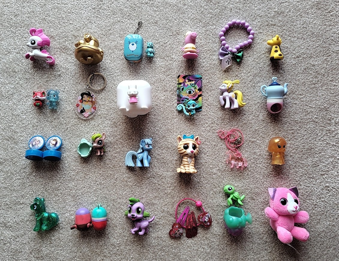 Adventný kalendár - drobné hračky - 6