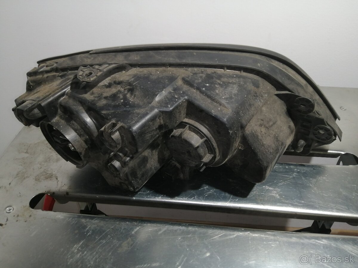 kia sorento predne svetlo ľave - 6