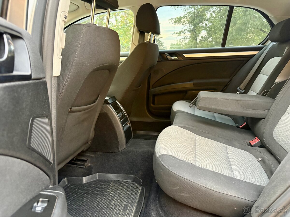ŠKODA SUPERB 2.0TDi - 6