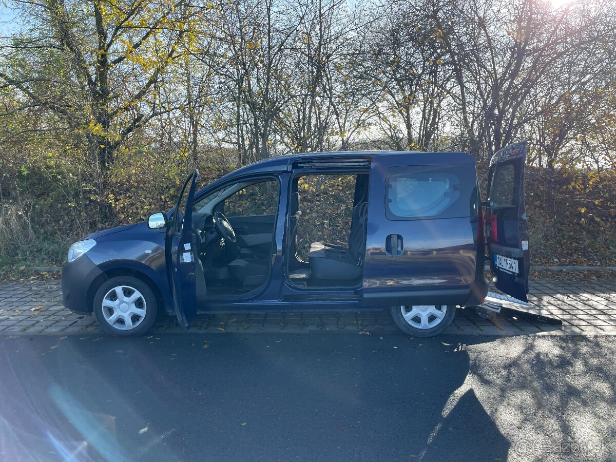 Dacia Dokker: rampa pro převoz vozíčkáře - 6