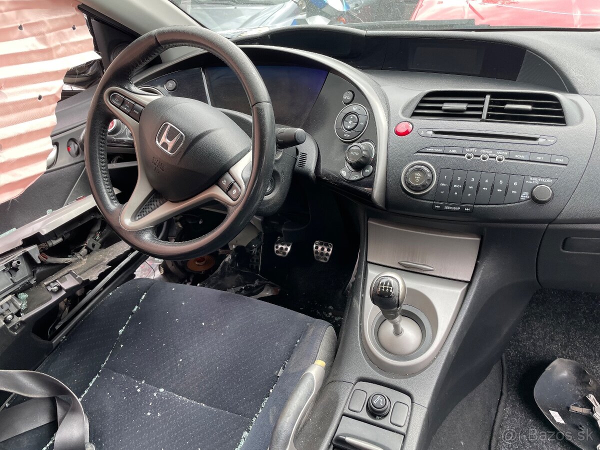 Honda Civic 1.4 8g - 6