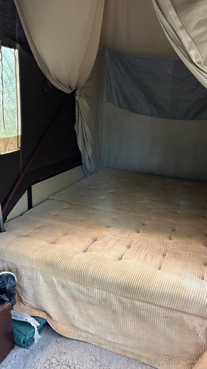 Predám rozkladací obytný príves COMBI CAMP - 6