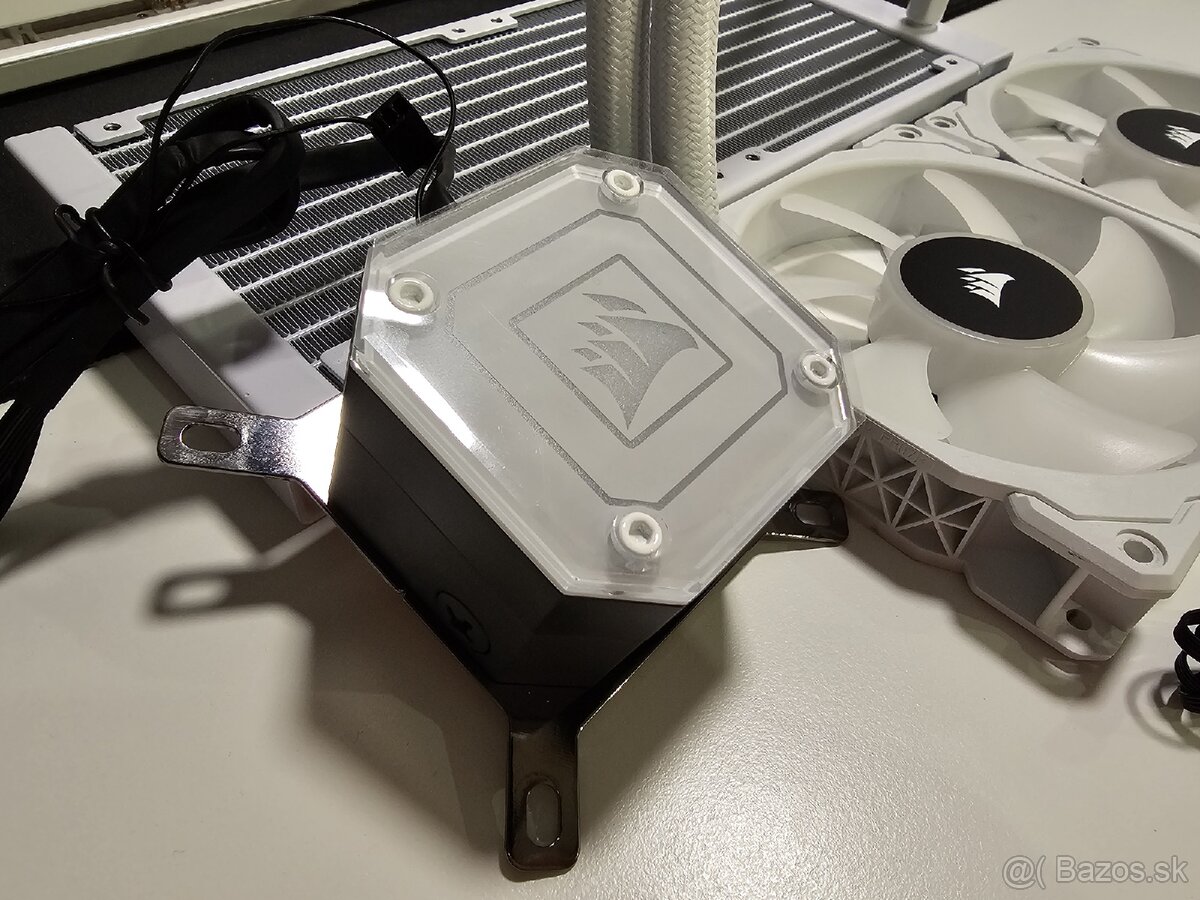 Corsair iCue H100i Elite Capellix 240mm - 6