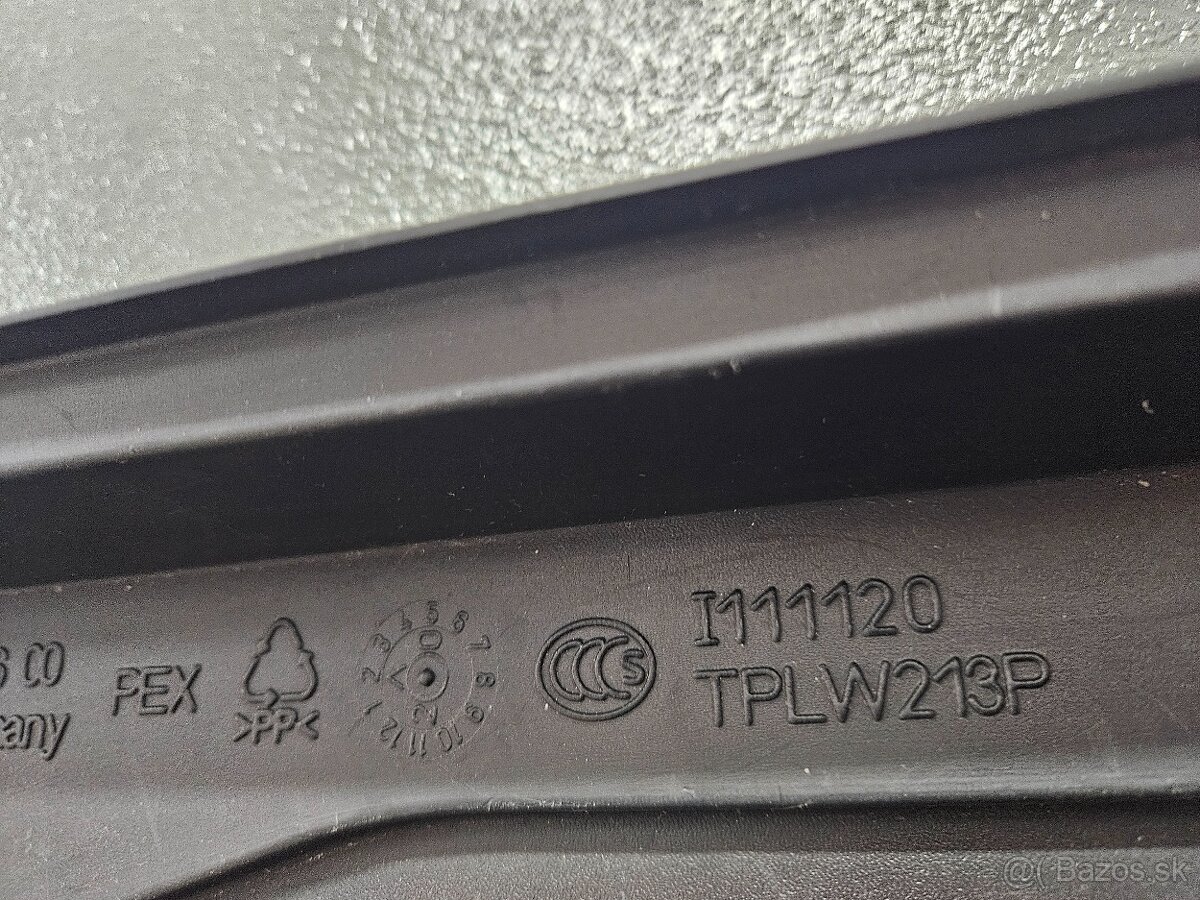 Gumena Vanička Trieda E Sedan - 6