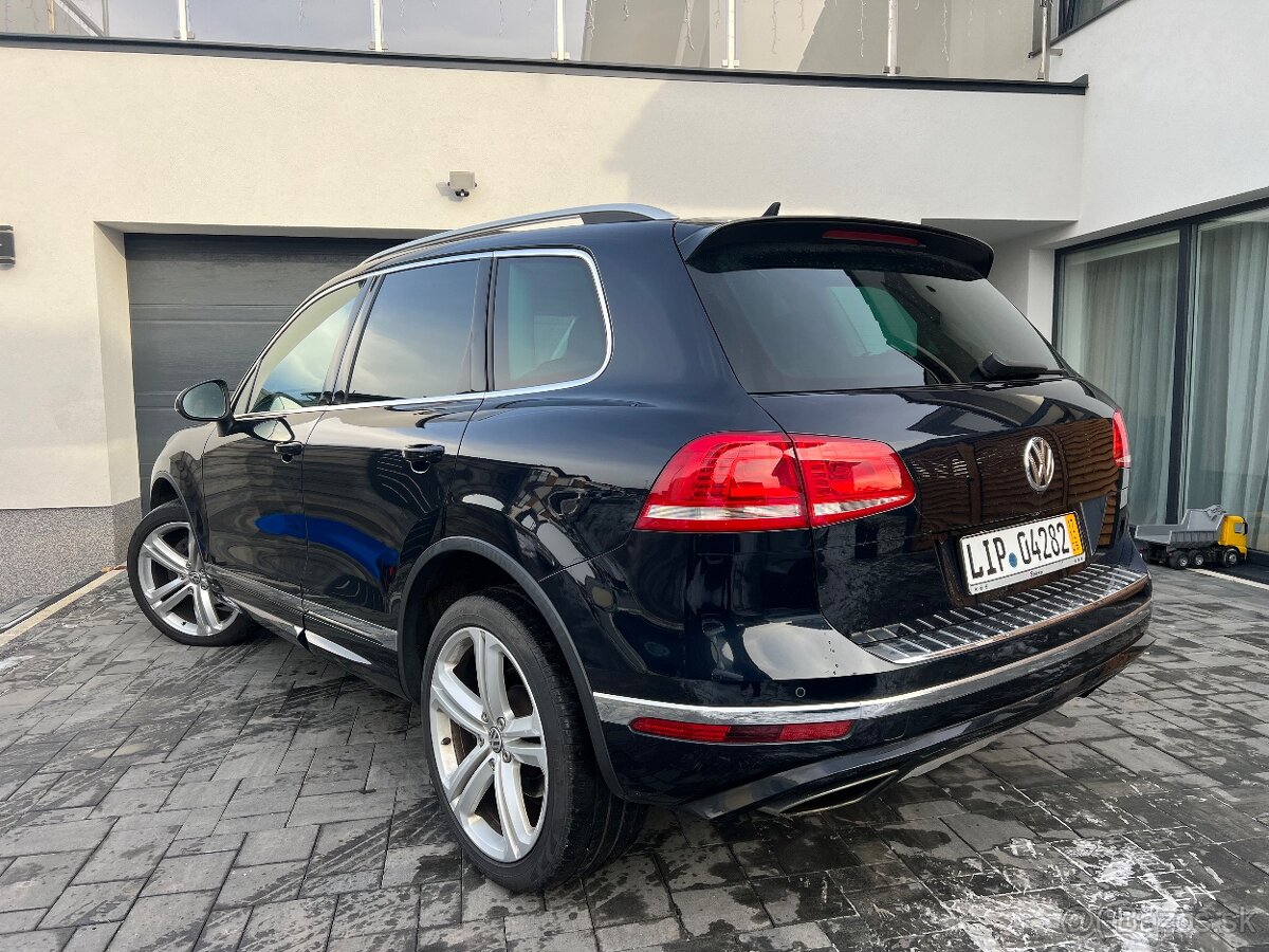 Volkswagen Touareg R-Line 3.0 TDI 193kw 4x4 - 6