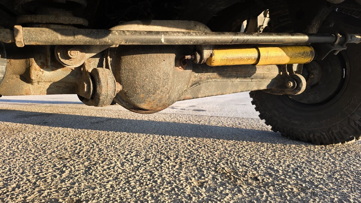 Nissan Patrol y60 - 6