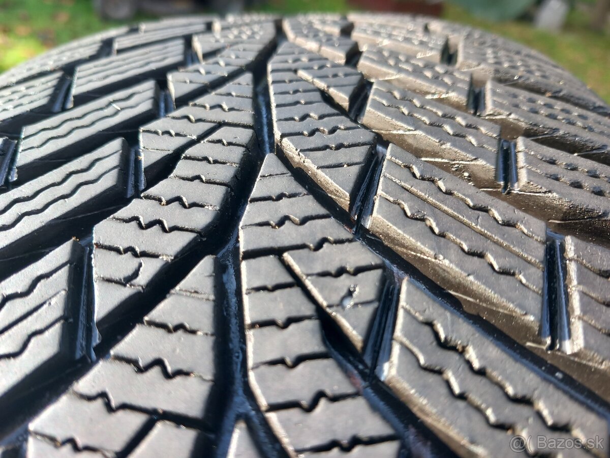 185/60 r15 zimne pneumatiky - 6