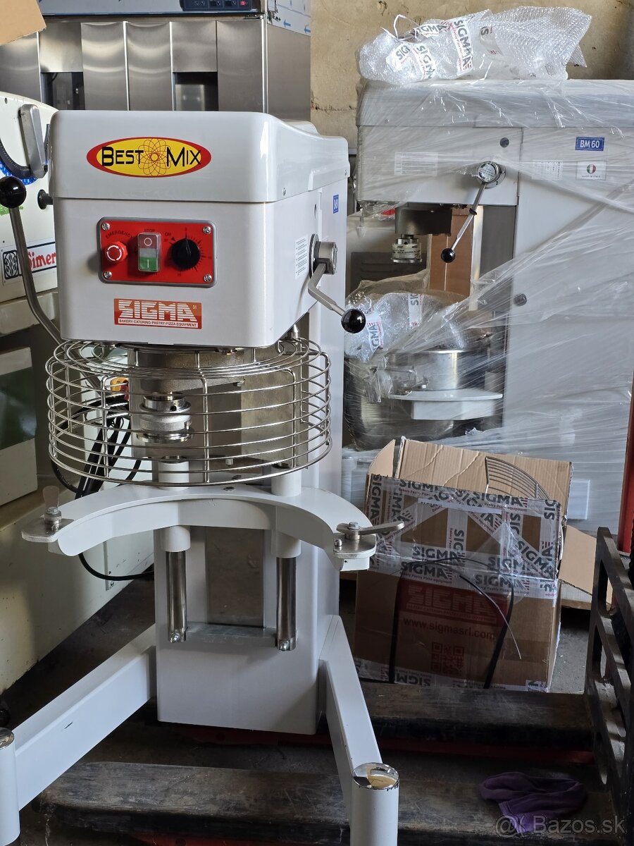 Univerzálny robot Sigma 60L - 6