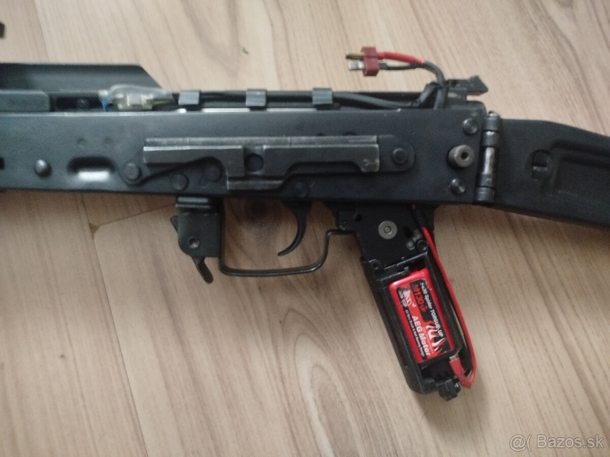 AK105 E&L essential - 6