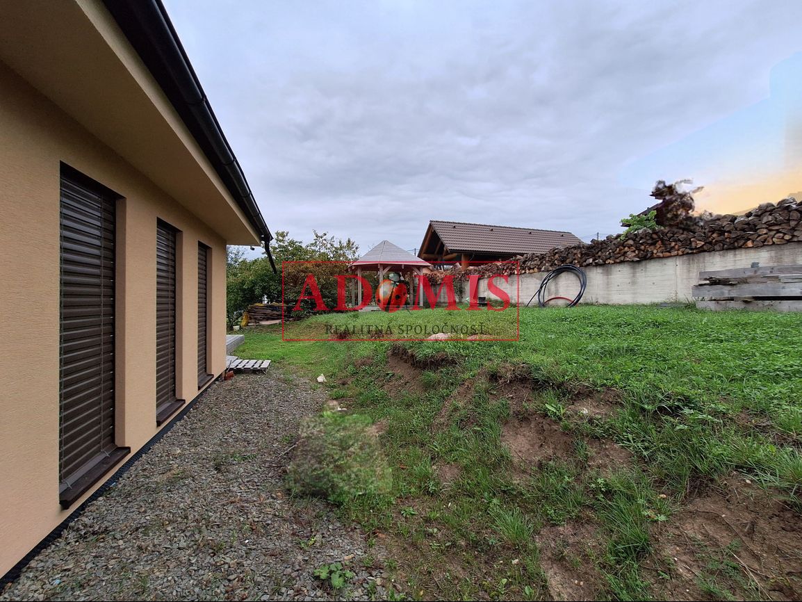 ADOMIS - predáme pekný RD 154m2, 4-5izbový, Durďošík, všetky - 6