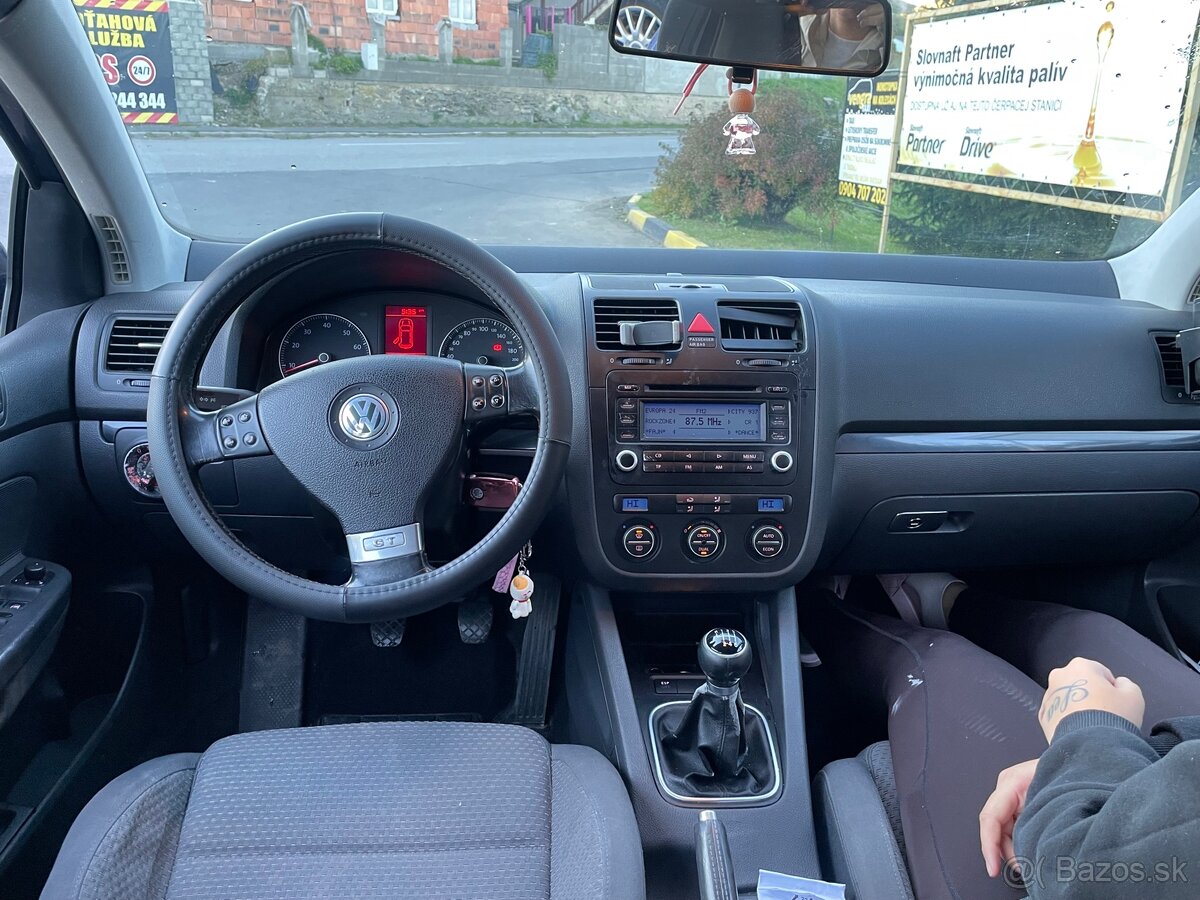 Volkswagen Golf 5 GT - 6