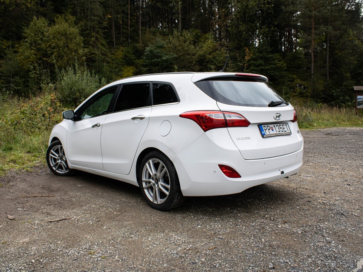 Hyundai i30 CW 1.6 CRDi 136 Style - 6