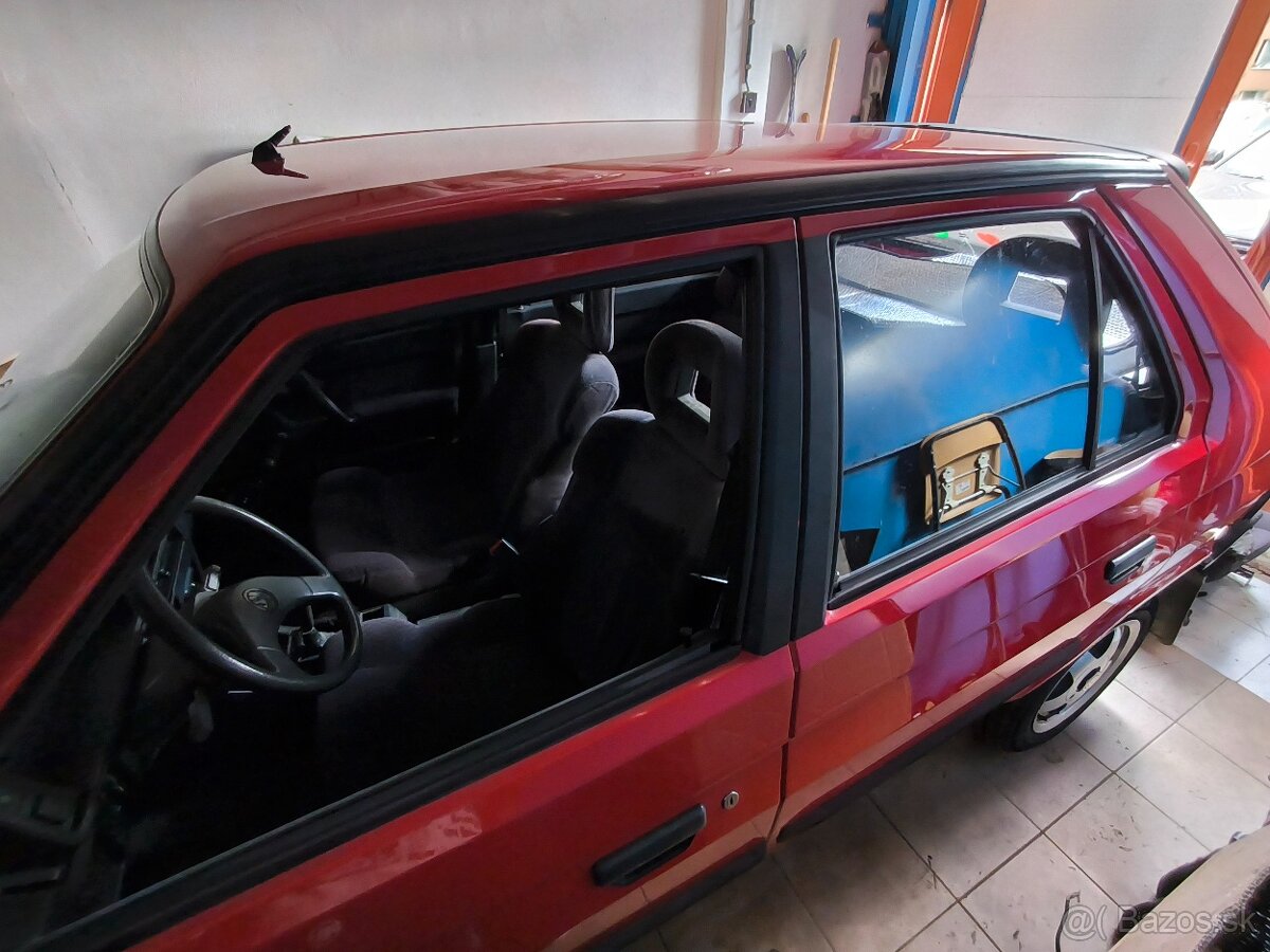 Skoda favorit 135l glx - 6