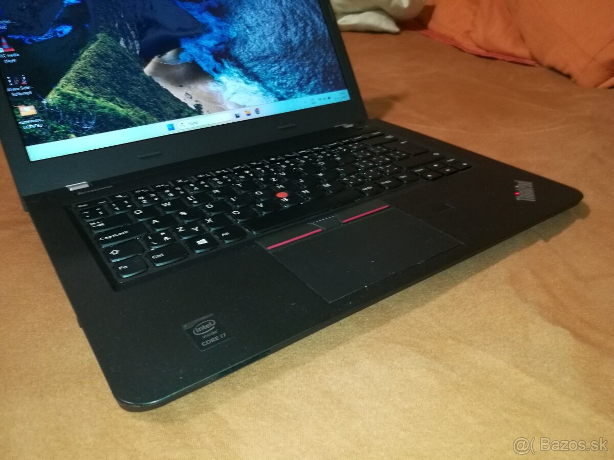 Lenovo. i7-5500U. RAM 8 GB. SSD 256 GB.14“ UVD. AMD 2 GB. - 6