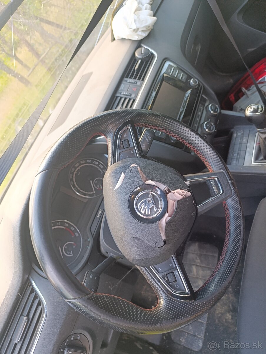 Rozpredám Octavia 3 rs - 6