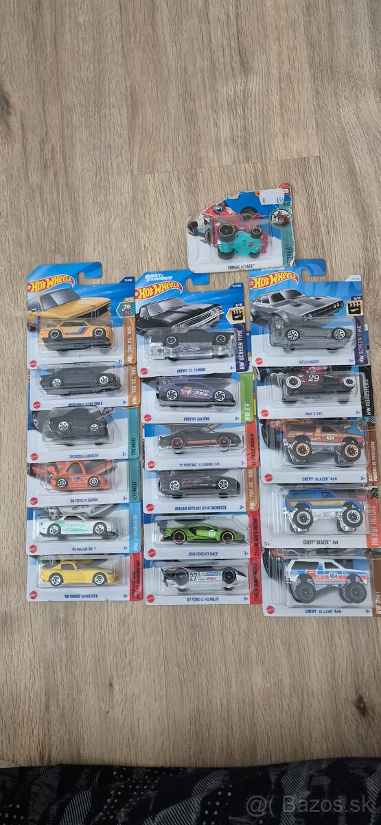 Hot wheels - 6