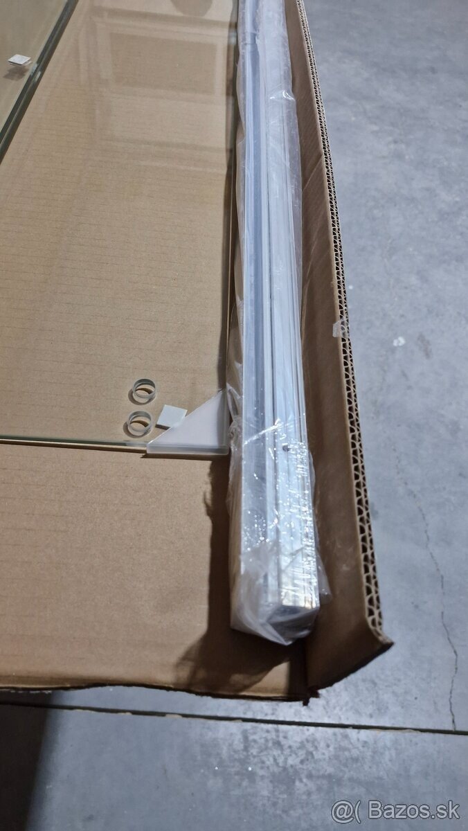 AKCIA - SPRCHOVÝ KÚT 90x90x190 - 6