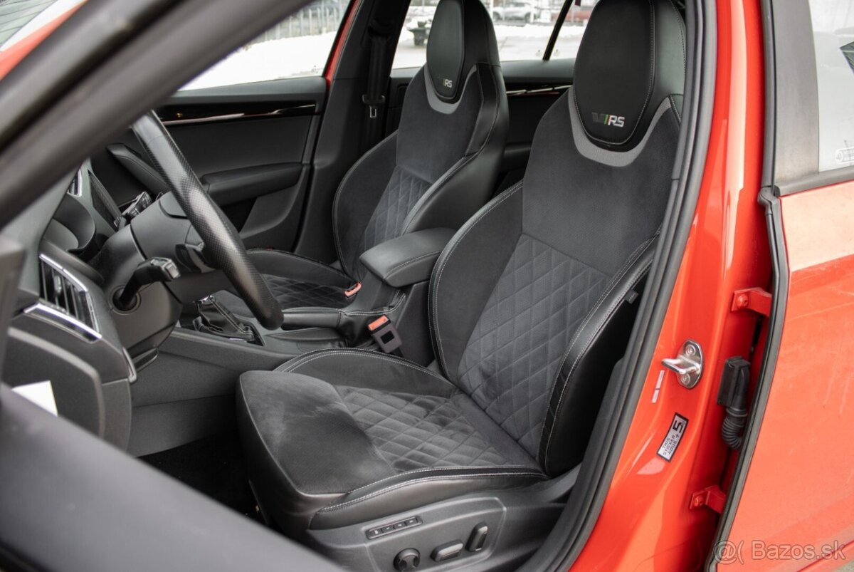 Škoda Octavia 2.0 TSI 245k RS - 6