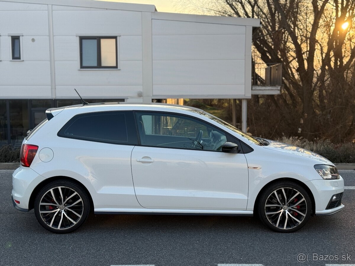 Na predaj Agresívne Vw Polo 1.8TSi 380HP 🏎️ - 6