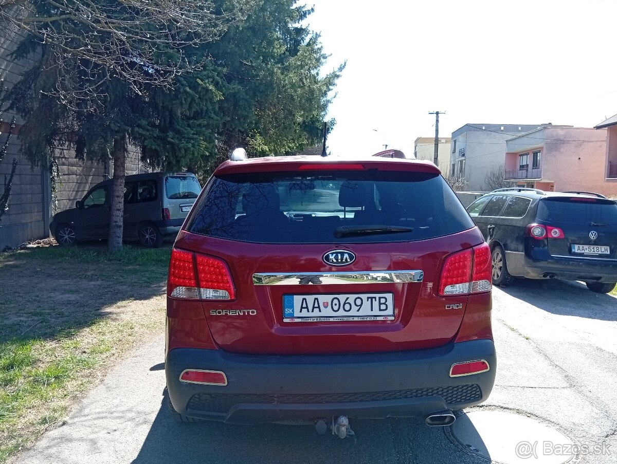 Predám Kia Sorento 2 2.2 145Kw r.v 2011 - 6