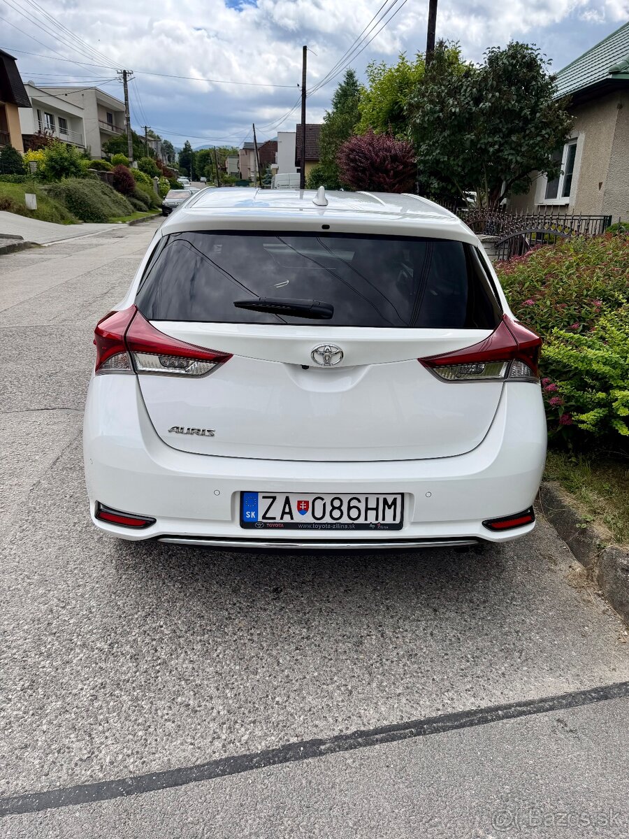 Toyota Auris 1.6 benzín 97kW Active Trend Plus - 6
