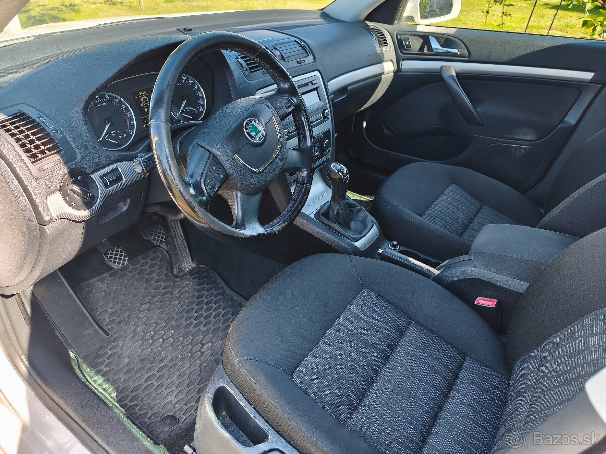 Škoda Octavia 2.0 TDI 103 KW - 6