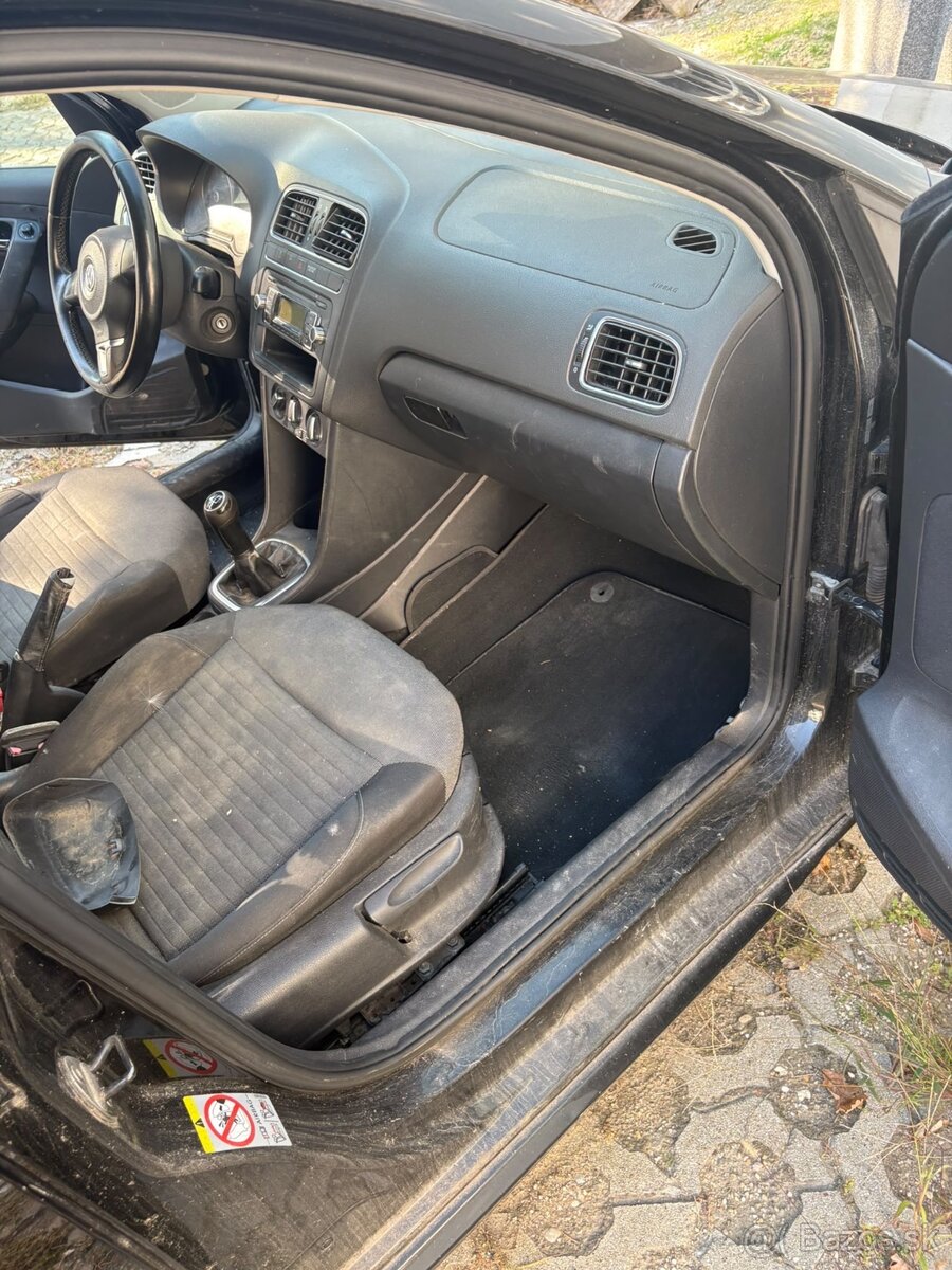 Volkswagen polo 1,2 - 6